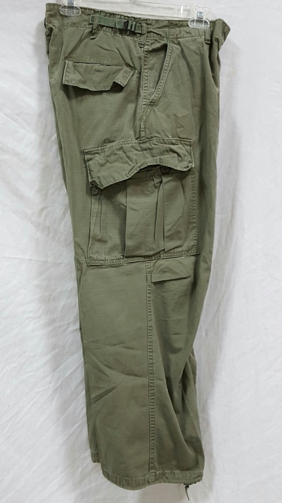 red fatigue pants
