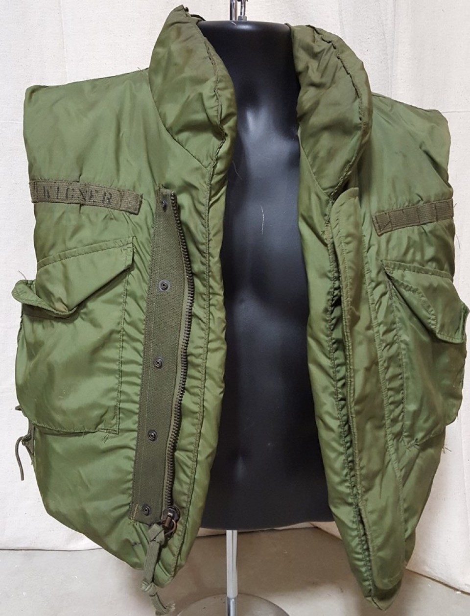 Vietnam Flak Jacket Army Surplus Les BauxdeProvence