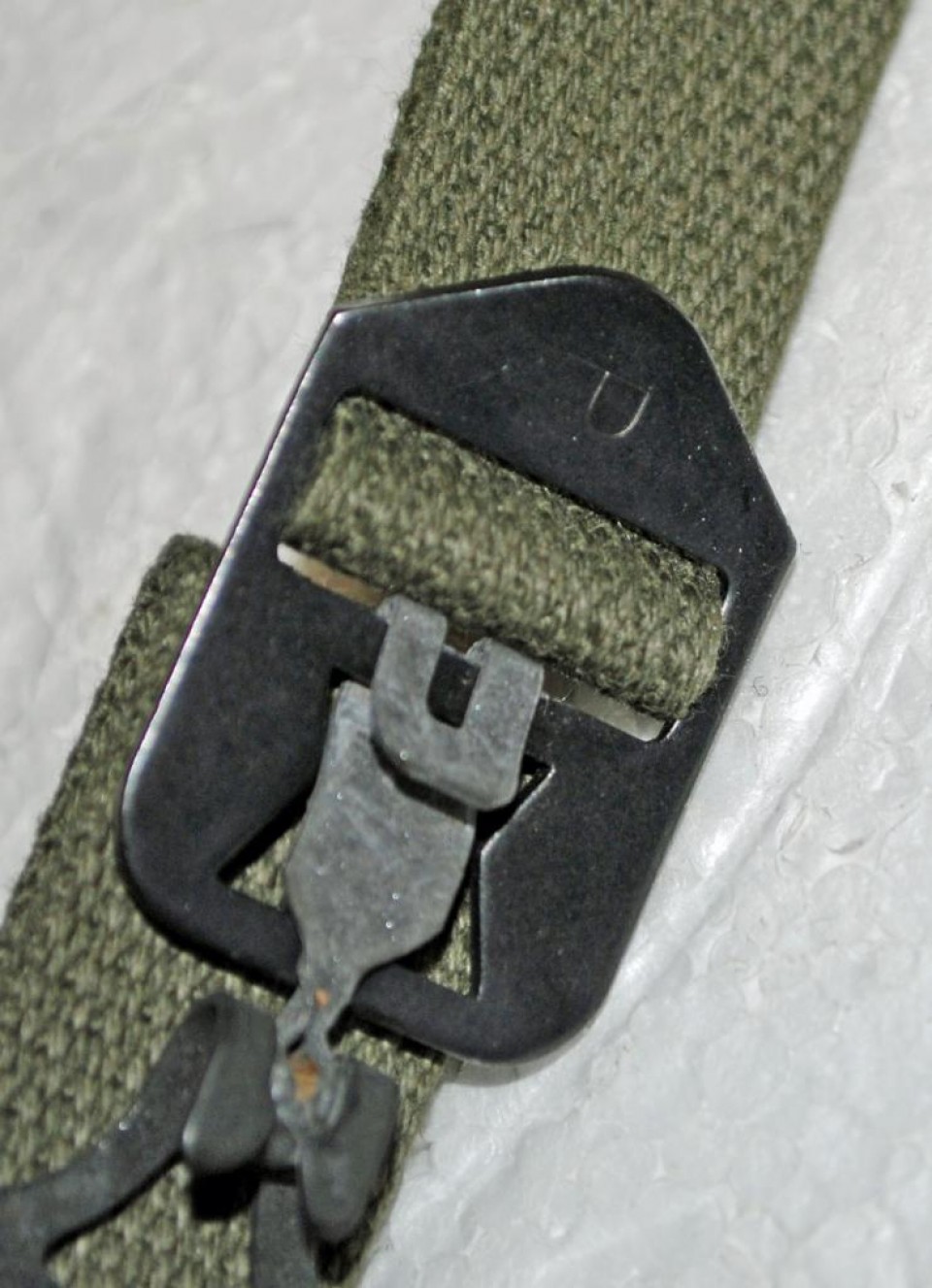 M1C Helmet Chinstrap, Type II (Airborne)