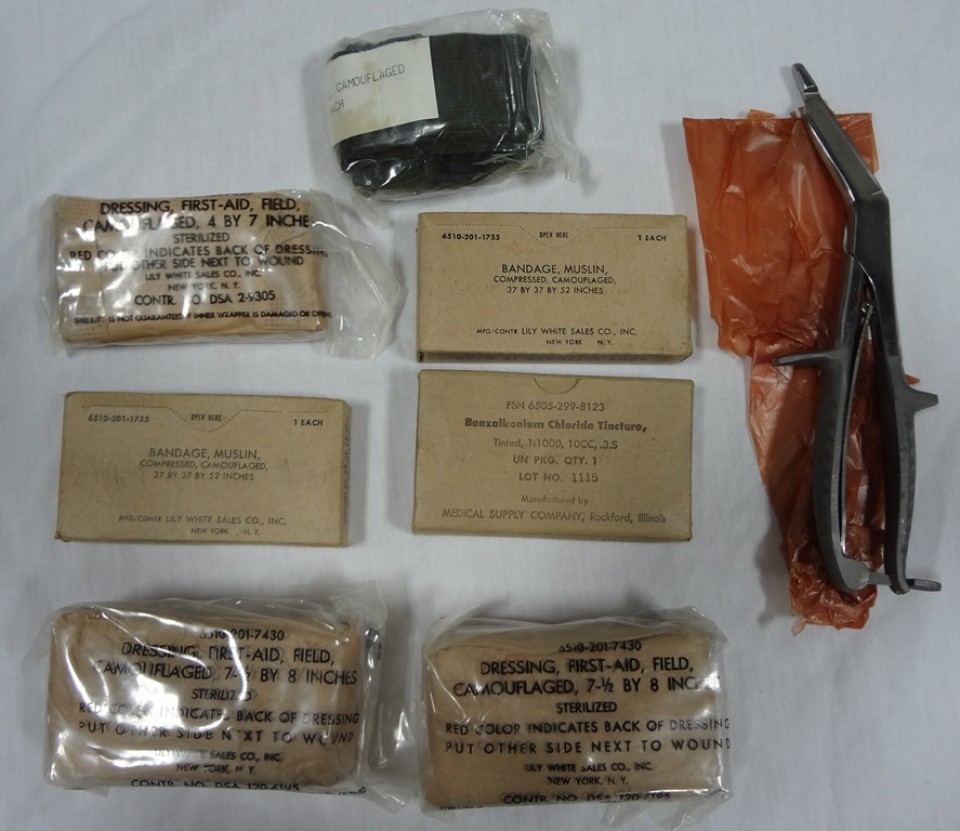 M3 Medic Bag, Very Complete