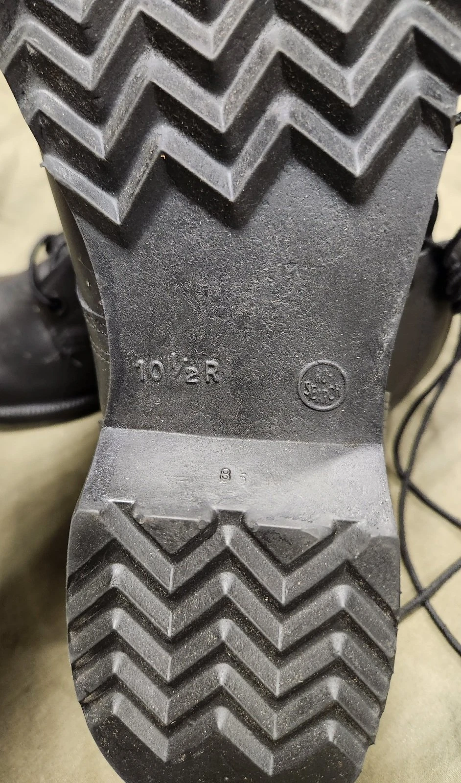 Leather Combat Boots (DMS), PW (10.5R) - Image 3