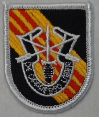 5th Special Forces Beret Flash, Merrowed with Crest. - Image 1