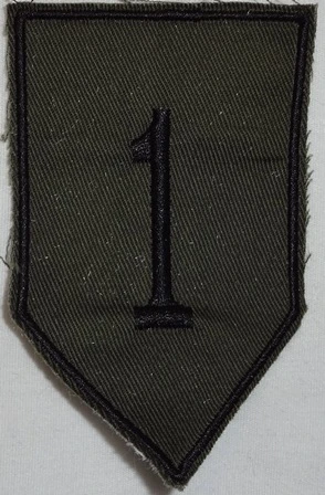 1st. Infantry Division, Subd. Twill - Image 1