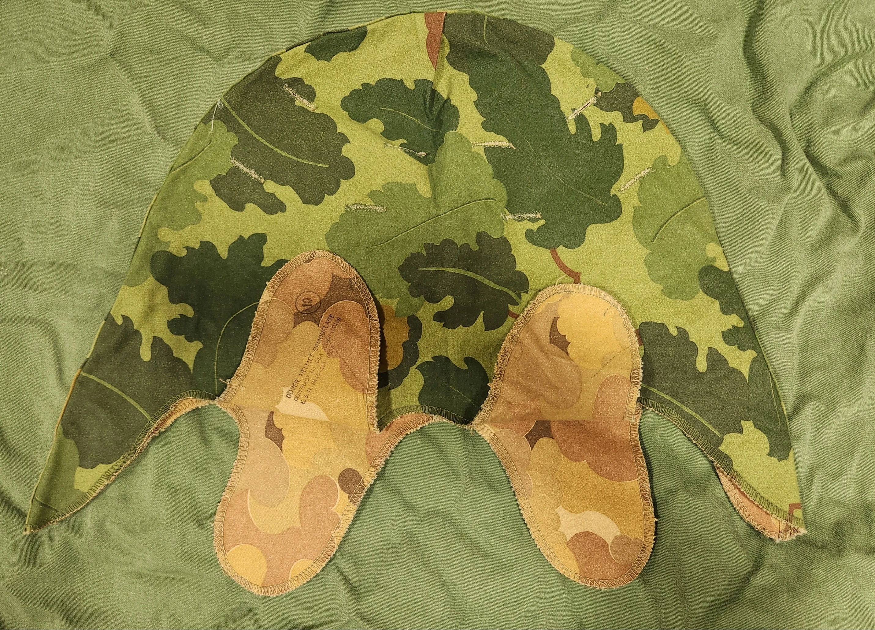 Helmet Cover, Mitchell Pattern, Original (EXC)