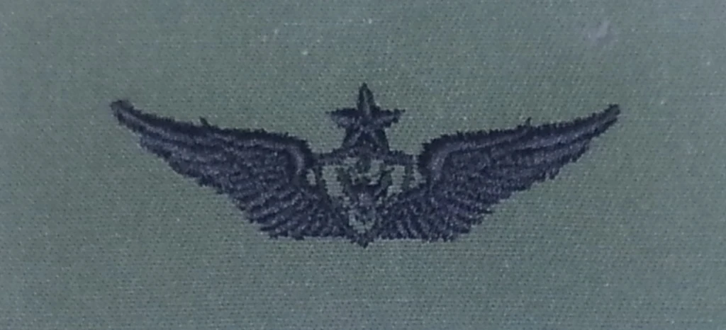 Army Aircraft Crewman Badge, Senior. Subdued