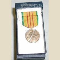 Medal Set Vietnam Service.