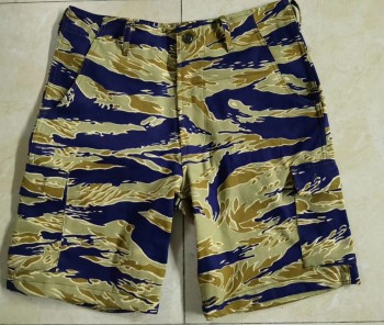 Advisor Sparse Tiger Stripe Shorts (Gold)