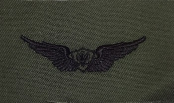 Army Aircraft Crewman Badge, Basic. Subdued.