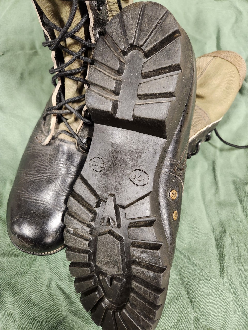 Jungle boots vibram online sole